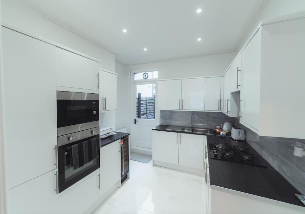 דירות 1 Bed - Wifi - Pet Friendly - הרו מראה חיצוני תמונה